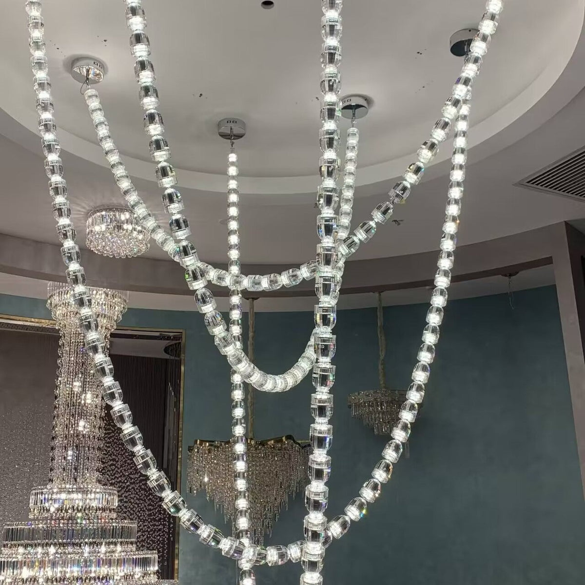 Modern Crystal Bullet  Necklace Chain Chandelier for Living Room/Staircase/Foyer/Hotel/Restaurant