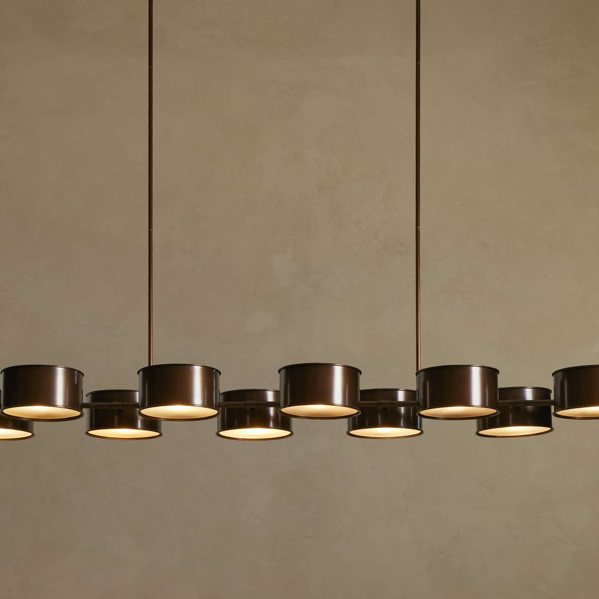 Daphena Metal Linear Chandelier