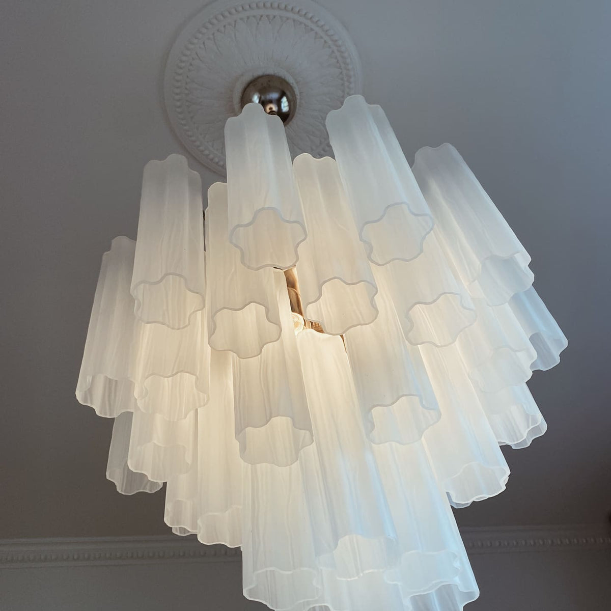 Murano Chandelier – 36 tubes – Matte white