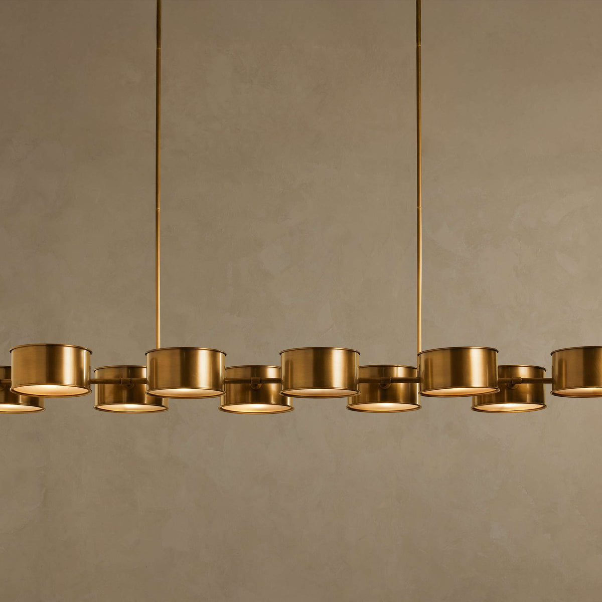 Daphena Metal Linear Chandelier