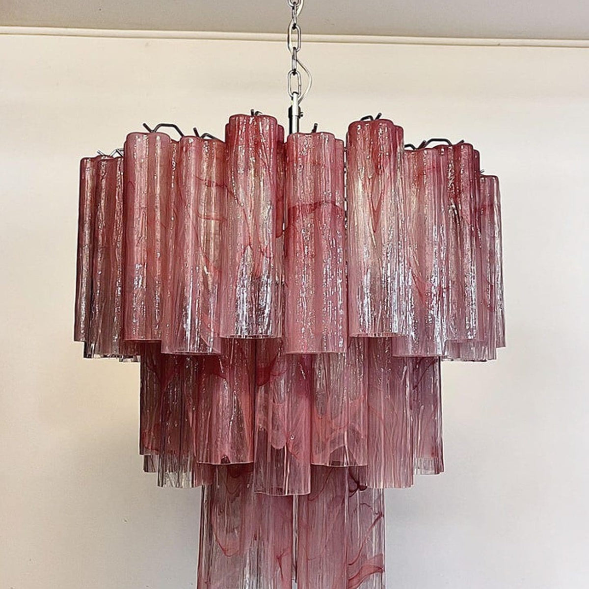 Murano Chandelier – 48 tubes – Alabaster Pink