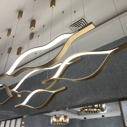 Modern Simple Brass Waving Chandelier for Living/Dining Room/Kitchen Island
