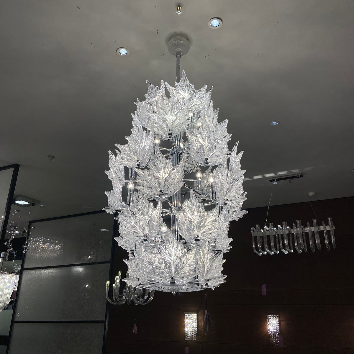 Modern Creative Clear Crystal Maple Leaf Chandelier for Living Room/Bedroom