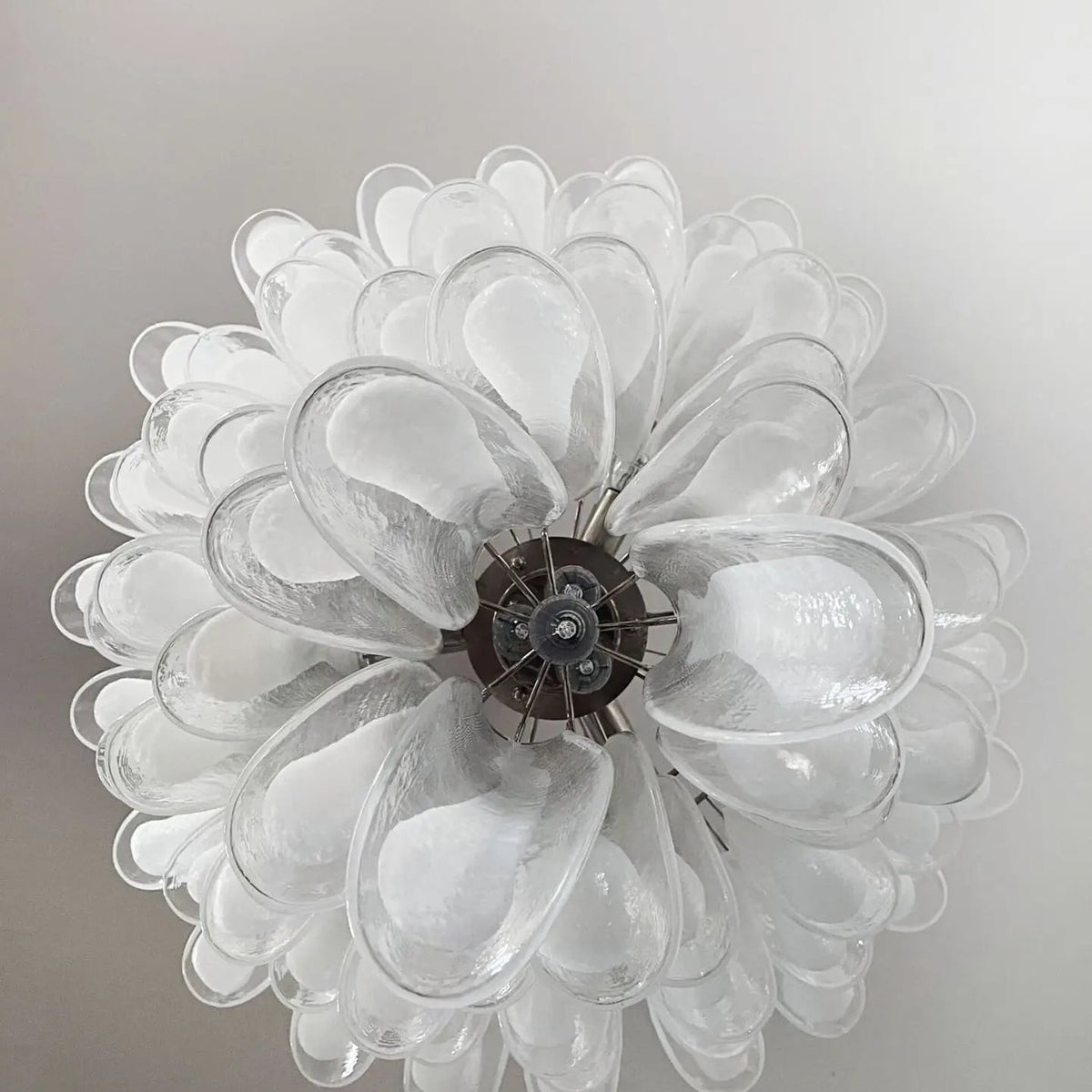 Murano Chandelier – 75 petals – Transparent