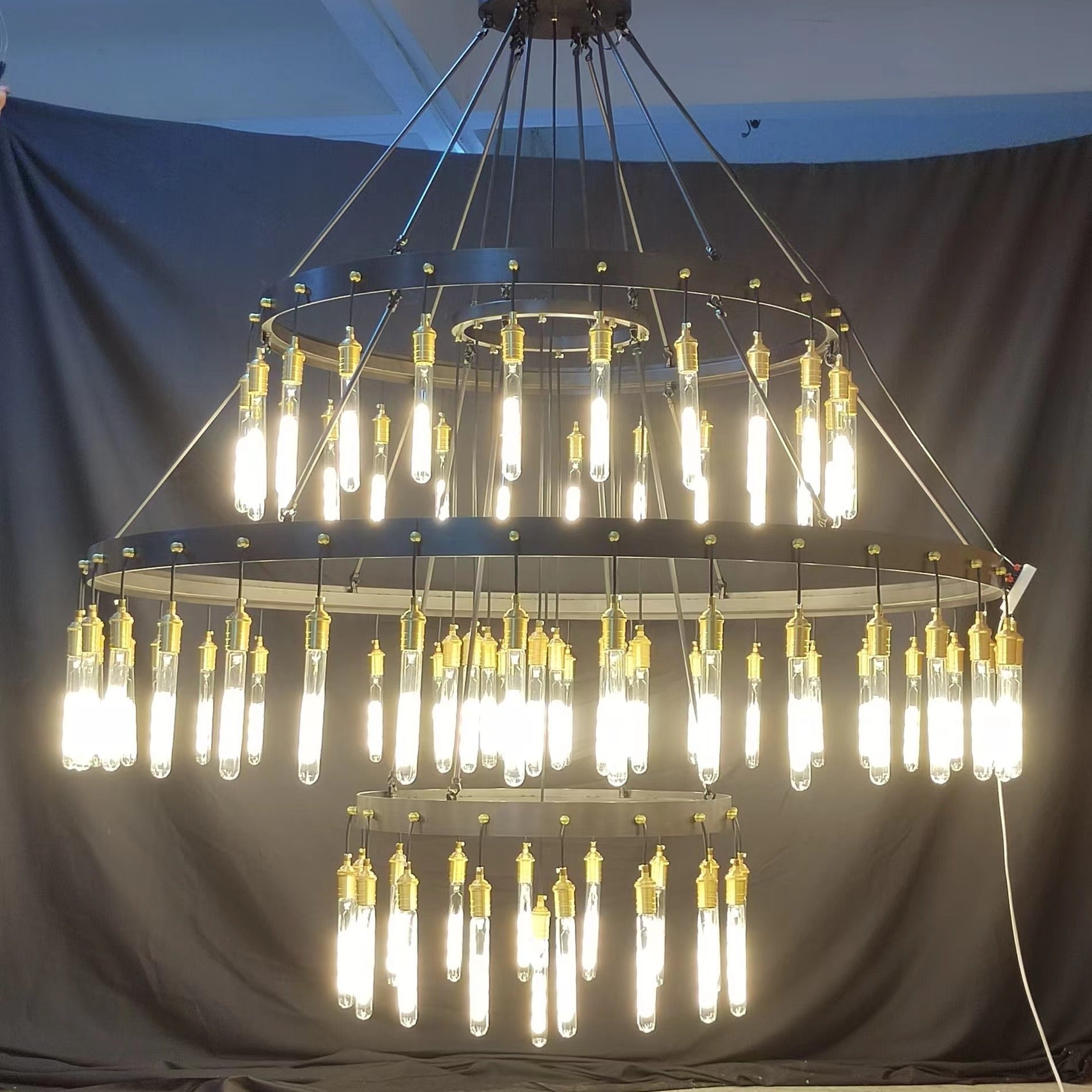 Retro-Inspired Metal Pendant Light Chandelier for Living Room/Bedroom/Staircase/Villa