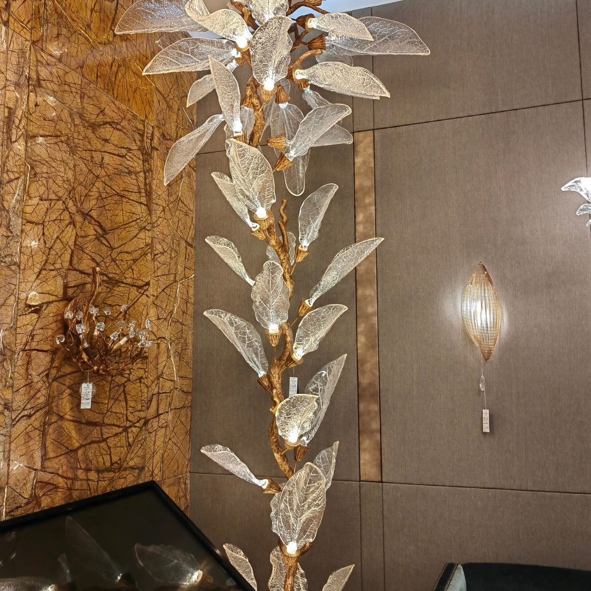Creative Bionic Resin Leaves Chandelier for Living Room/Dining Room/Staircase