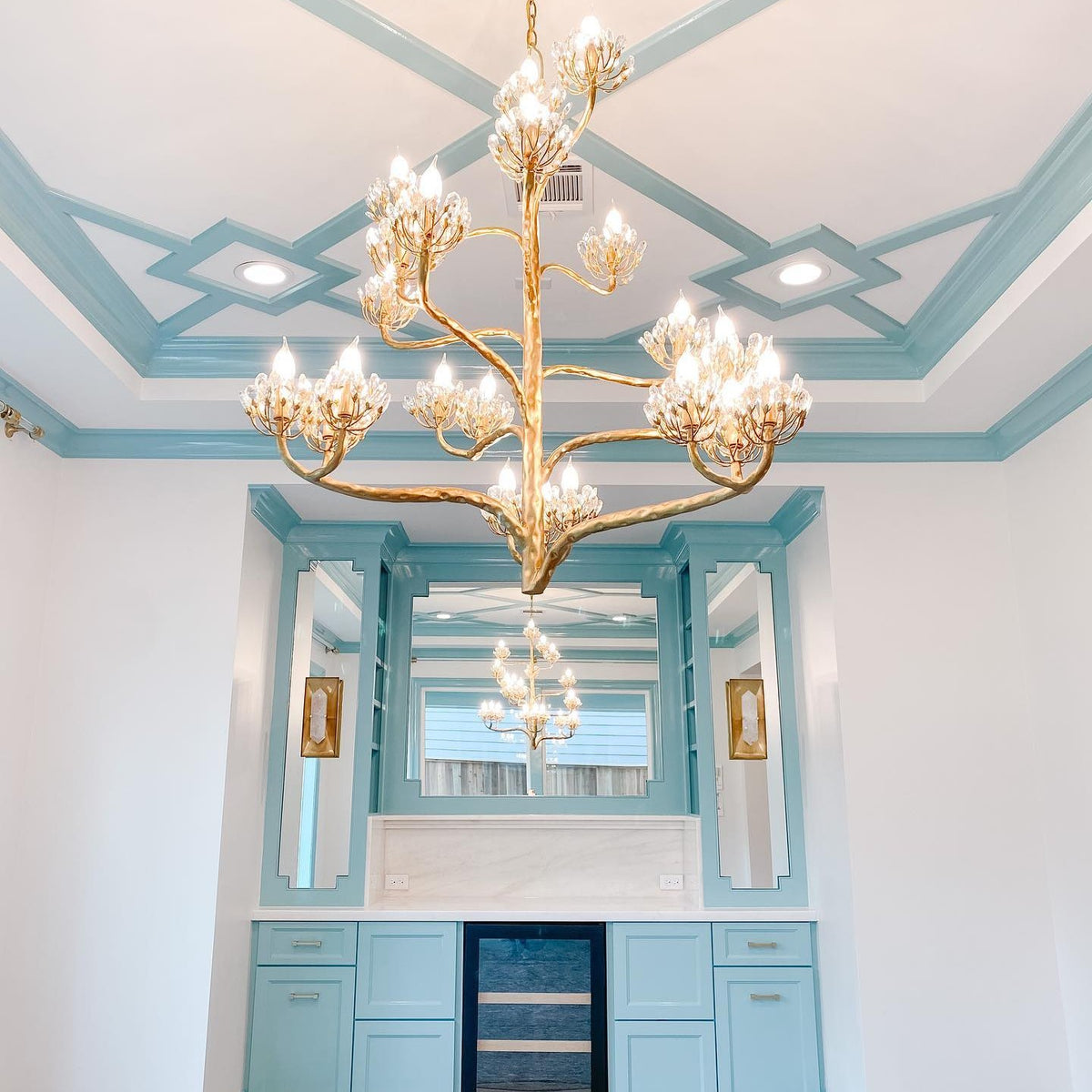 Luxury Branch Flower Chandelier in Gold for Living Room Staircase and Bedroom Lighting