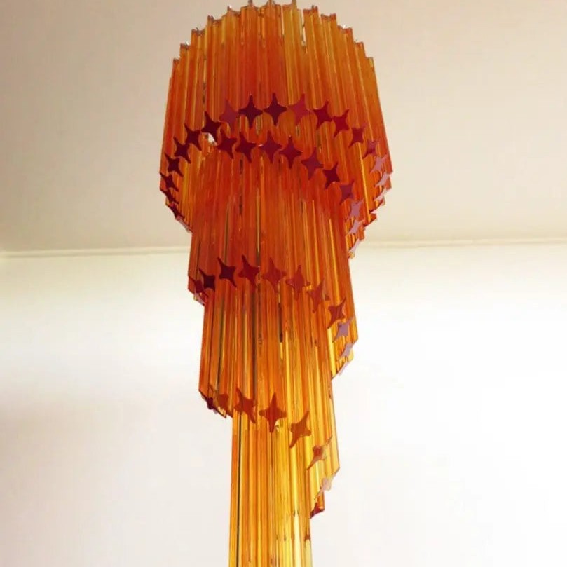 Murano Chandelier – Spiral – 86 prisms – Amber