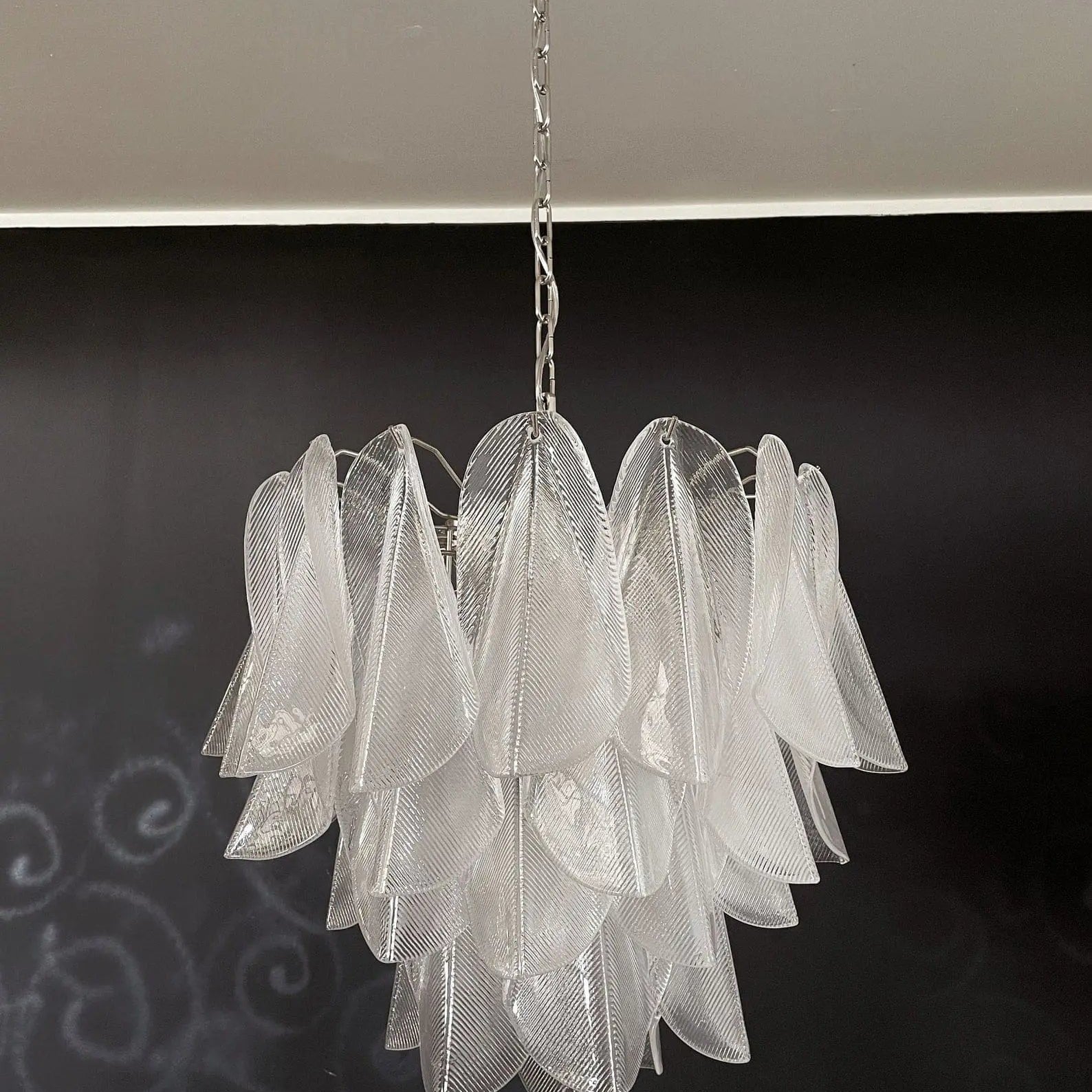 Murano Chandelier – Rondini – 41 glass leaves – Transparent