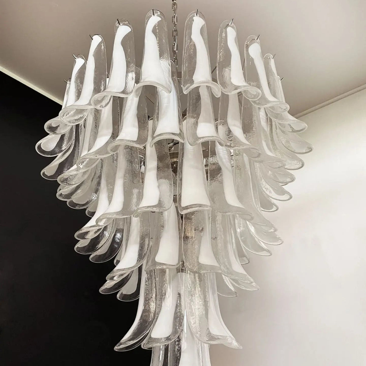 Murano Chandelier – 75 petals – Transparent