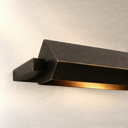 Zaeden Sconce