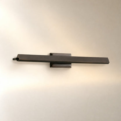Zaeden Sconce