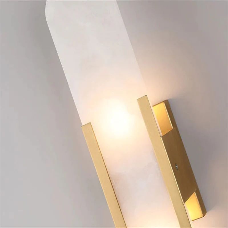 Alabaster Linear Wall Sconce - thebelacan